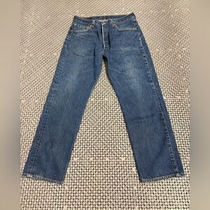 Vintage Women’s 501 Levi's Straight Leg Dark Wash Jeans - Made in USA